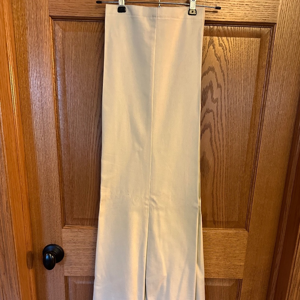 Haggar Generations Men's Beige Dress Pants.  Size 44 x 32.